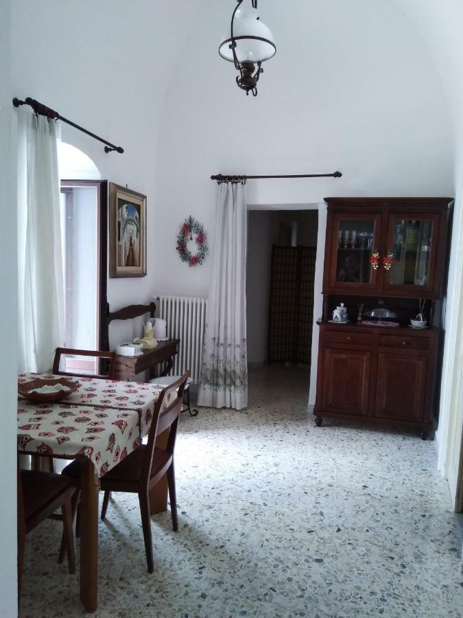 Il Cantone Toritto Bagian luar foto